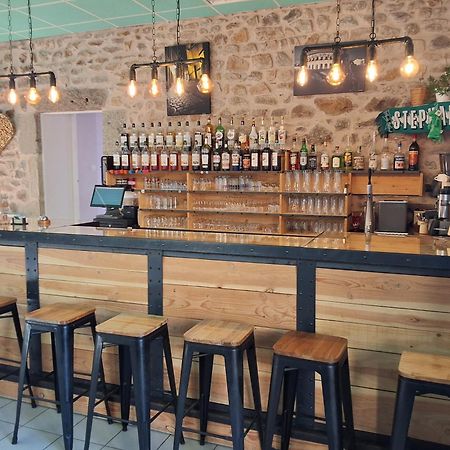 L'Auberge De La Source La Valla-sur-Rochefort Esterno foto