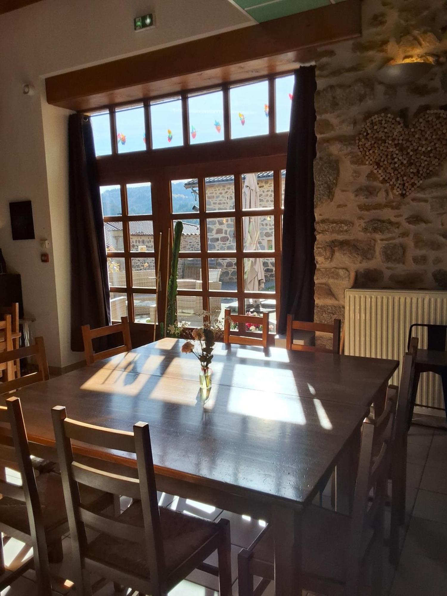 L'Auberge De La Source La Valla-sur-Rochefort Esterno foto